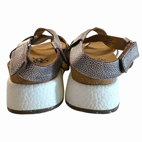 OTBT Springer Womens 8M Pewter Metallic Platform Sandals Boho Comfort Shoes main image 1